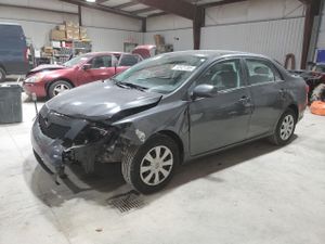 Toyota Corolla BASE 1.8L 4 2010