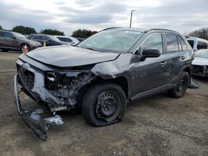 Toyota Rav4 LE 2.5L 4 2021
