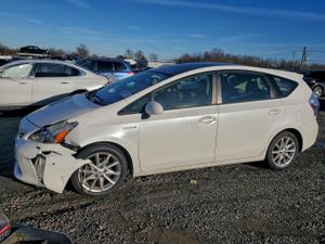 Toyota Prius 1.8L 4 2013