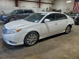 Toyota Avalon BASE 3.5L 6 2011