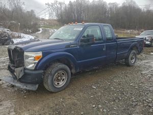 Ford F-250 SUPER DUTY 6.2L 8 2011