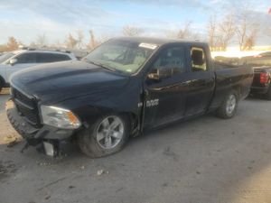 RAM 1500 ST 5.7L 8 2014