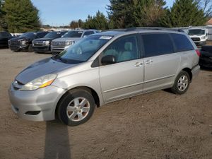 Toyota Sienna CE 3.3L 6 2006