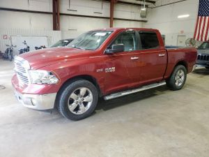 RAM 1500 SLT 5.7L 8 2014