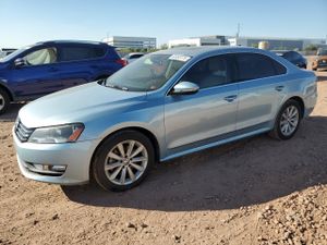 Volkswagen Passat SEL 2.5L 5 2012
