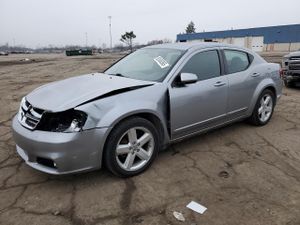 Dodge Avenger SXT 2.4L 4 2013