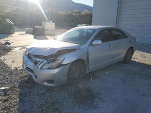 Toyota Camry BASE 2.5L 4 2010