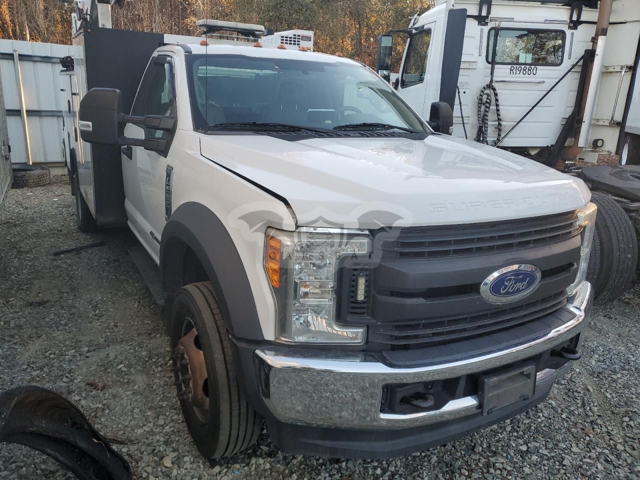 Ford F550 SUPER DUTY 6.7L 8 2017