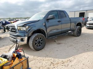 Toyota Tundra DOUBLE CAB SR5 5.7L 8 2010