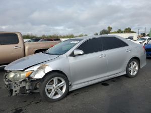 Toyota Camry L 2.5L 4 2013
