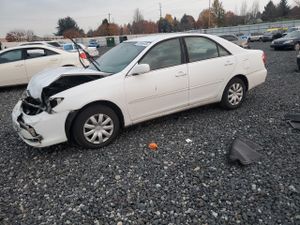 Toyota Camry LE 2.4L 4 2002
