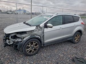 Ford Escape TITANIUM 1.6L 4 2015