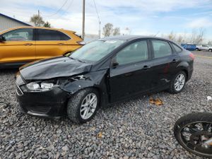 Ford Focus SE 2.0L 4 2015