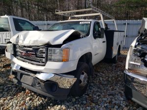 GMC Sierra C3500 6.6L 8 2013