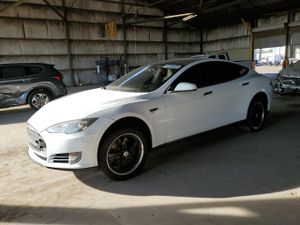 Tesla Model S 2013