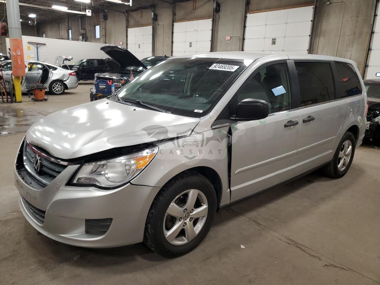 Volkswagen Routan S 3.6L 6 2011
