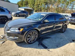 Volkswagen Passat SE 1.8L 4 2014