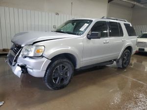 Ford Explorer XLT 4.0L 6 2010