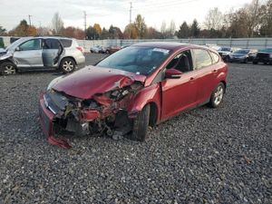 Ford Focus SE 2.0L 4 2013