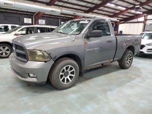 Dodge RAM 5.7L 8 2011
