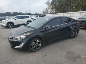Hyundai Elantra SE 2.0L 4 2015