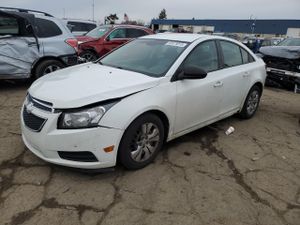 Chevrolet Cruze LS 1.8L 4 2013