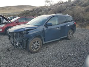 Nissan Pathfinder S 3.5L 6 2015