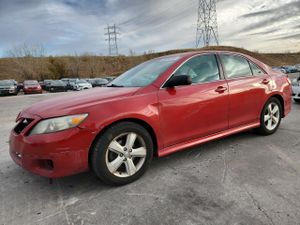 Toyota Camry BASE 2.5L 4 2011