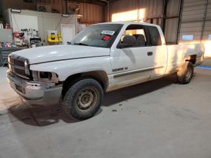 Dodge RAM 5.9L 8 2001