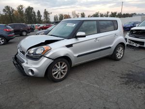 Kia Soul + 2.0L 4 2012