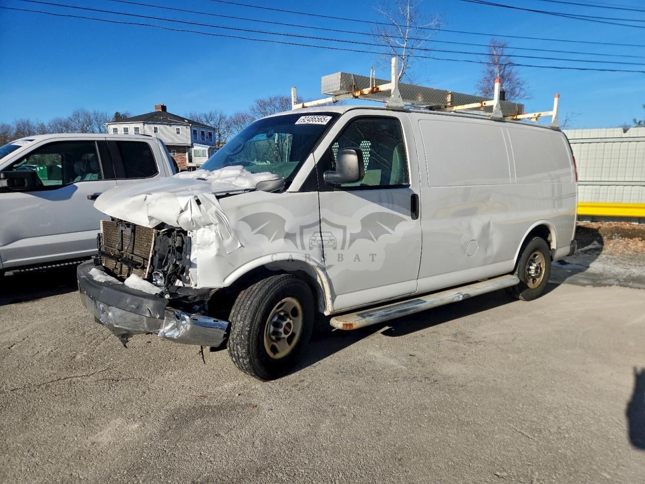 GMC Savana G2500 4.8L 8 2015