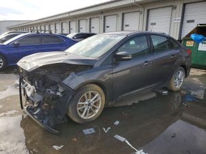 Ford Focus SE 2.0L 4 2015