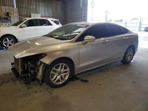 Ford Fusion SE 2.5L 4 2015