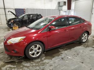Ford Focus SE 2.0L 4 2014