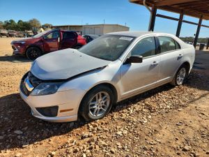 Ford Fusion S 2.5L 4 2010