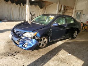 Toyota Corolla BASE 1.8L 4 2013