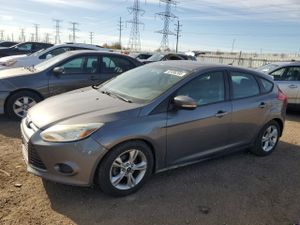 Ford Focus SE 2.0L 4 2014