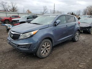 Kia Sportage LX 2.4L 4 2015