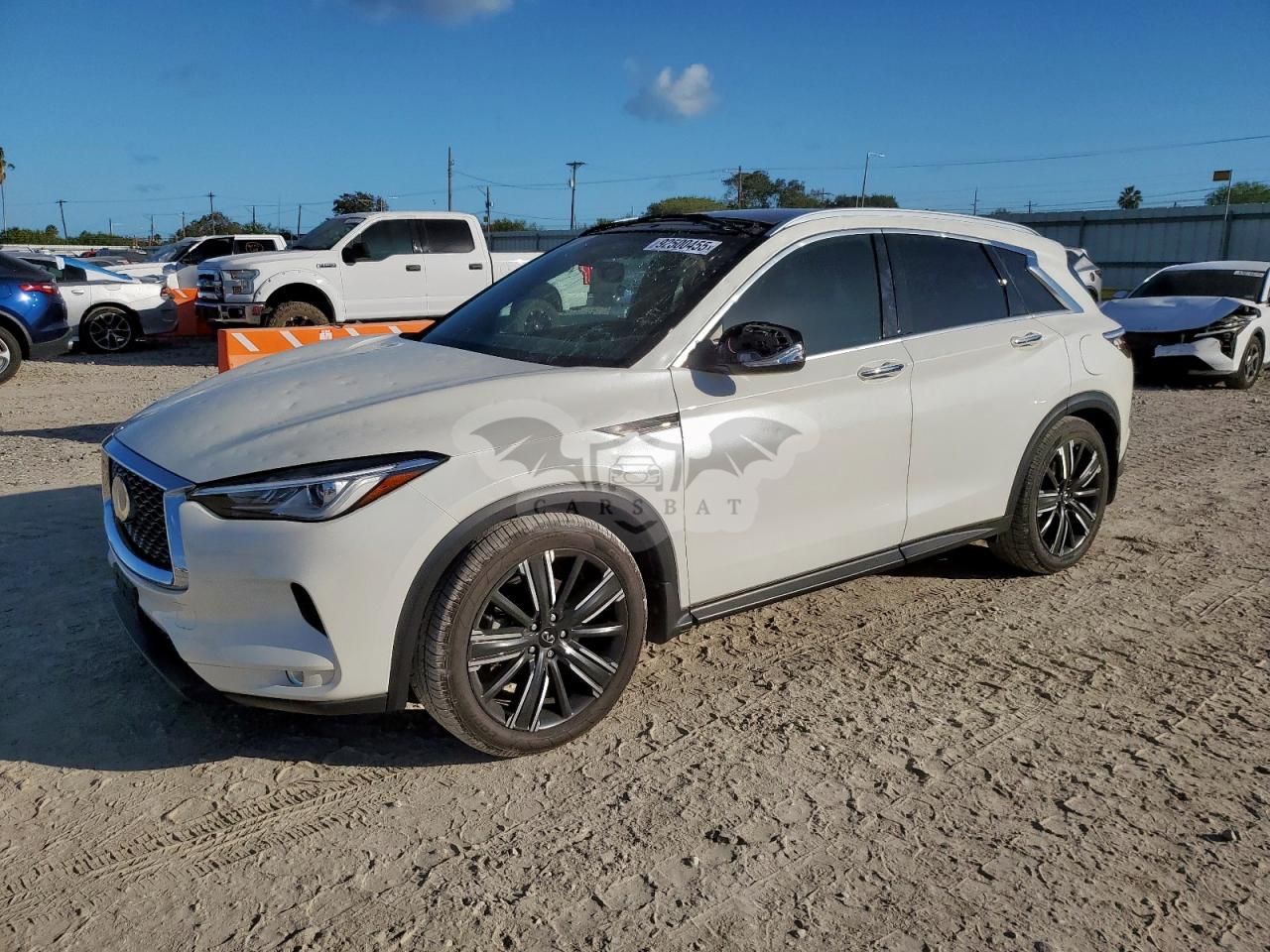Infiniti QX50 LUXE 2.0L 4 2021