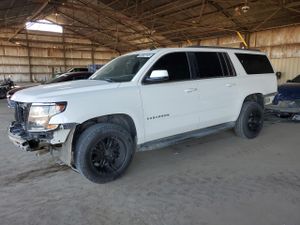 Chevrolet Suburban C1500 LT 5.3L 8 2015