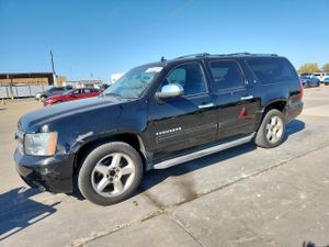 Chevrolet Suburban C1500 LT 5.3L 8 2011