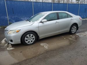 Toyota Camry BASE 2.5L 4 2011
