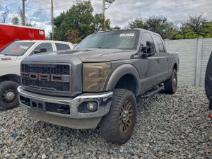 Ford F-350 SUPER DUTY 6.7L 8 2013