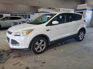 Ford Escape SE 2.5L 4 2015