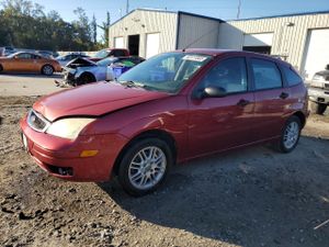 Ford Focus ZX5 2.0L 4 2005
