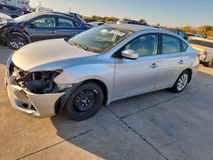 Nissan Sentra S 1.8L 4 2015