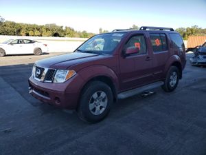 Nissan Pathfinder LE 4.0L 6 2005