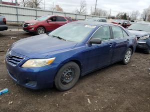 Toyota Camry BASE 2.5L 4 2011