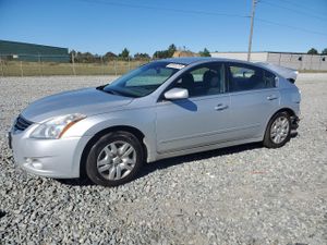 Nissan Altima BASE 2.5L 4 2012