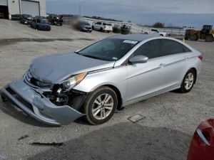 Hyundai Sonata GLS 2.4L 4 2013